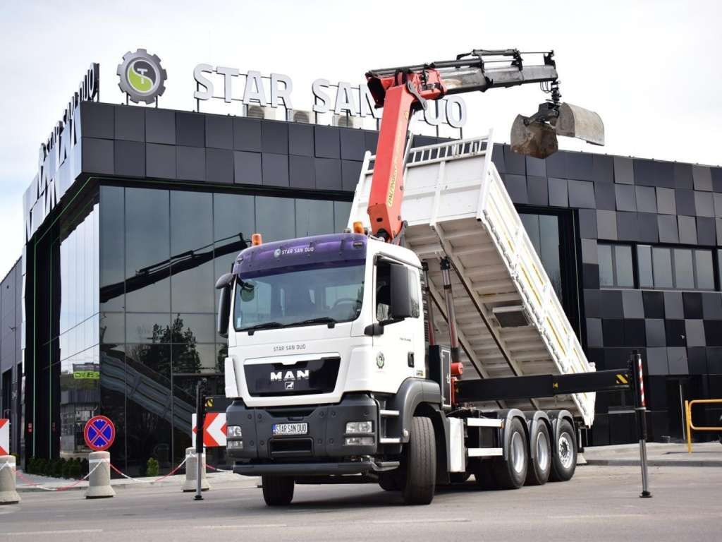 MAN TGS 35.400 8X4 PALFINGER PK 33002 CRANE KIPPER - Kippiauto kuorma-auto: kuva MAN TGS 35.400 8X4 PALFINGER PK 33002 CRANE KIPPER - Kippiauto kuorma-auto MAN TGS 35.400 8X4 PALFINGER PK 33002 CRANE KIPPER - Kippiauto kuorma-auto: kuva MAN TGS 35.400 8X4 PALFINGER PK 33002 CRANE KIPPER - Kippiauto kuorma-auto