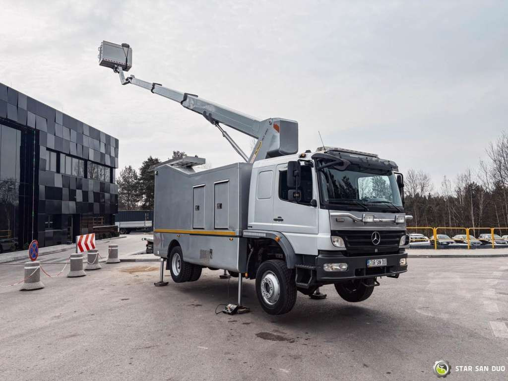 Mercedes-Benz 1529 4x4 Atego Lift Palfinger Wumag WT 230 - Itsekulkevat henkilönostimet: kuva Mercedes-Benz 1529 4x4 Atego Lift Palfinger Wumag WT 230 - Itsekulkevat henkilönostimet Mercedes-Benz 1529 4x4 Atego Lift Palfinger Wumag WT 230 - Itsekulkevat henkilönostimet: kuva Mercedes-Benz 1529 4x4 Atego Lift Palfinger Wumag WT 230 - Itsekulkevat henkilönostimet