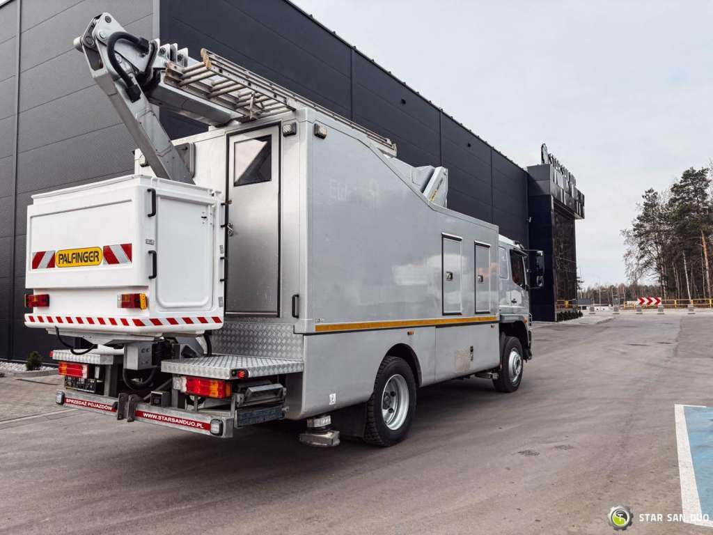 Mercedes-Benz 1529 4x4 Atego Lift Palfinger Wumag WT 230 - Itsekulkevat henkilönostimet: kuva Mercedes-Benz 1529 4x4 Atego Lift Palfinger Wumag WT 230 - Itsekulkevat henkilönostimet Mercedes-Benz 1529 4x4 Atego Lift Palfinger Wumag WT 230 - Itsekulkevat henkilönostimet: kuva Mercedes-Benz 1529 4x4 Atego Lift Palfinger Wumag WT 230 - Itsekulkevat henkilönostimet