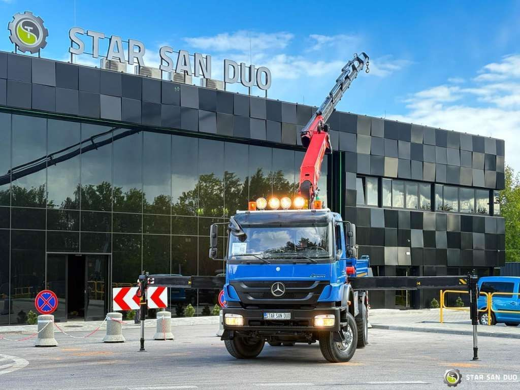 Mercedes-Benz AXOR 1833 4x4 Palfinger PK 22002 EH Crane Winch - Nosturiauto: kuva Mercedes-Benz AXOR 1833 4x4 Palfinger PK 22002 EH Crane Winch - Nosturiauto Mercedes-Benz AXOR 1833 4x4 Palfinger PK 22002 EH Crane Winch - Nosturiauto: kuva Mercedes-Benz AXOR 1833 4x4 Palfinger PK 22002 EH Crane Winch - Nosturiauto