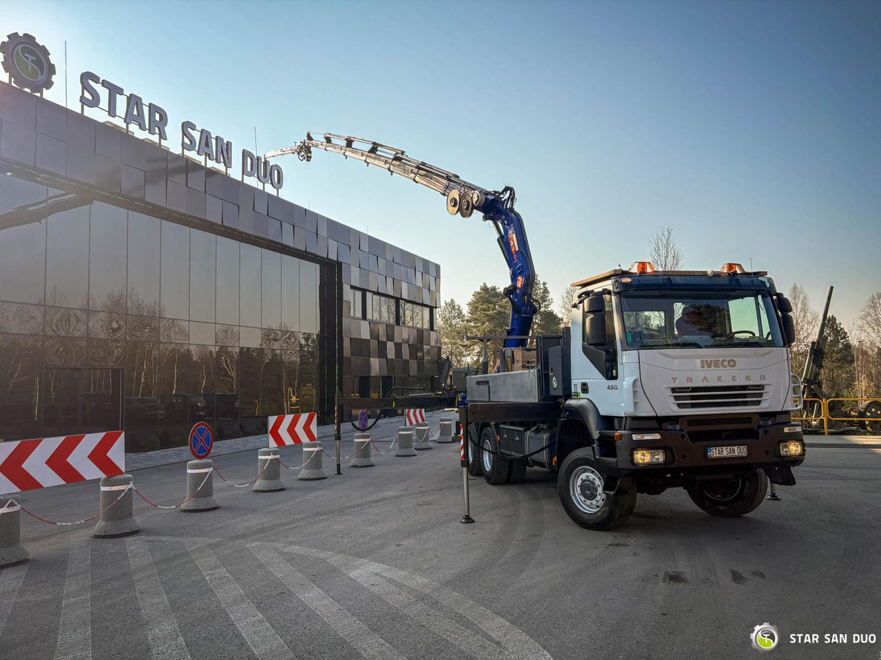 - Nosturiauto: kuva   - Nosturiauto - Nosturiauto: kuva   - Nosturiauto