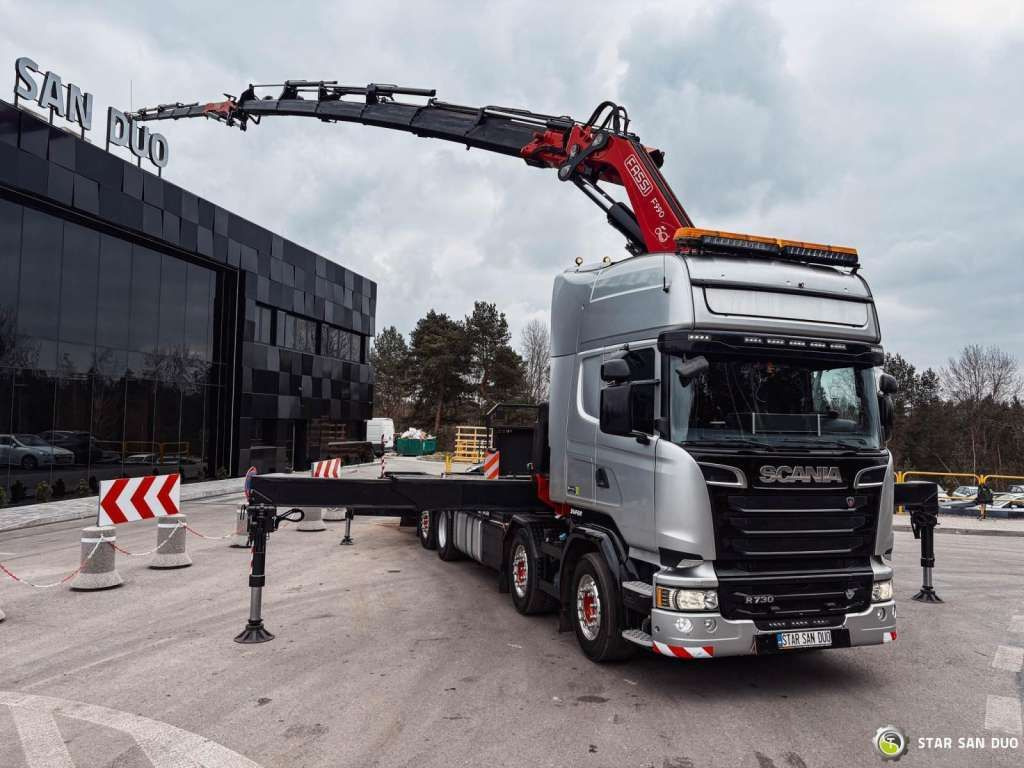 Nosturiauto Scania  R730 8x2 Fassi F990 Fly Jib 30m Crane Euro 6: kuva Nosturiauto Scania  R730 8x2 Fassi F990 Fly Jib 30m Crane Euro 6