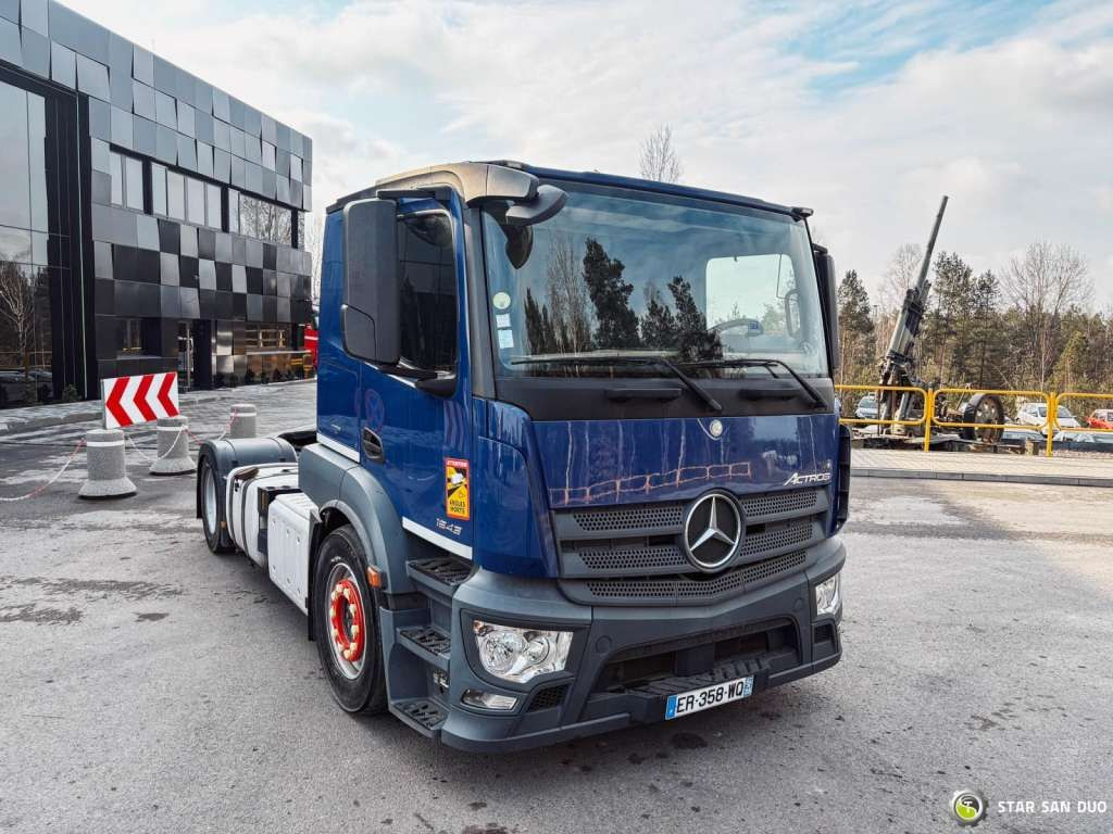 Mercedes-Benz ACTROS 1843 4x2 EURO 6 Hydraulic LOHR - Vetopöytäauto: kuva Mercedes-Benz ACTROS 1843 4x2 EURO 6 Hydraulic LOHR - Vetopöytäauto Mercedes-Benz ACTROS 1843 4x2 EURO 6 Hydraulic LOHR - Vetopöytäauto: kuva Mercedes-Benz ACTROS 1843 4x2 EURO 6 Hydraulic LOHR - Vetopöytäauto