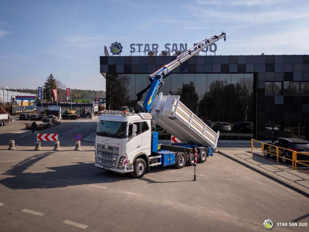 Volvo FH 16.550 8x4 Palfinger PK 34002-SH Crane Kippe - Kippiauto kuorma-auto: kuva Volvo FH 16.550 8x4 Palfinger PK 34002-SH Crane Kippe - Kippiauto kuorma-auto Volvo FH 16.550 8x4 Palfinger PK 34002-SH Crane Kippe - Kippiauto kuorma-auto: kuva Volvo FH 16.550 8x4 Palfinger PK 34002-SH Crane Kippe - Kippiauto kuorma-auto