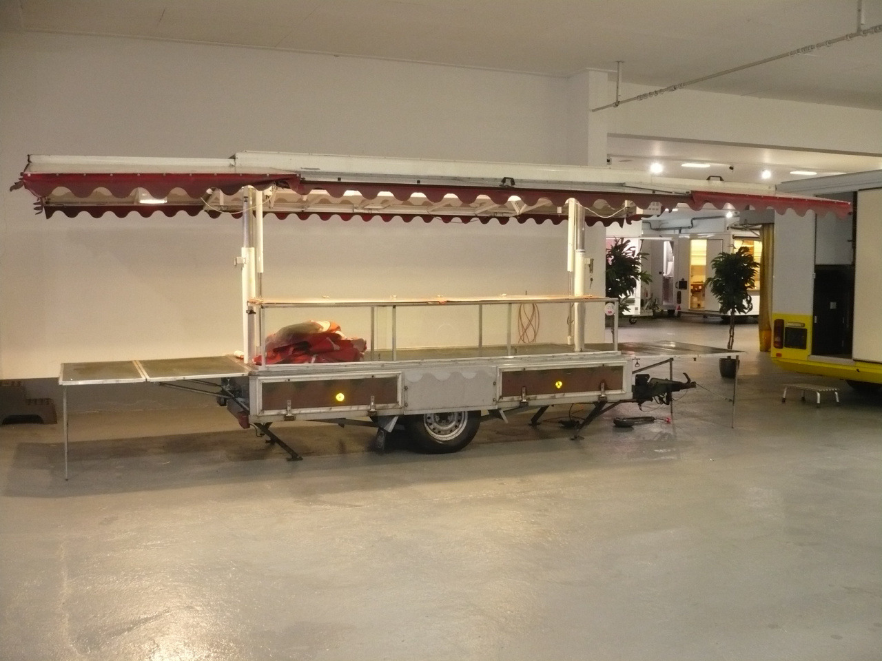 Verkaufsanhänger Alf - Myyntivaunu: kuva Verkaufsanhänger Alf - Myyntivaunu Verkaufsanhänger Alf - Myyntivaunu: kuva Verkaufsanhänger Alf - Myyntivaunu