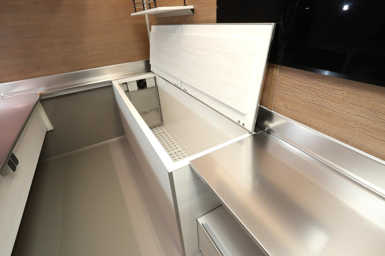 Verkaufsanhänger BORCO HÖHNS - Myyntivaunu: kuva Verkaufsanhänger BORCO HÖHNS - Myyntivaunu Verkaufsanhänger BORCO HÖHNS - Myyntivaunu: kuva Verkaufsanhänger BORCO HÖHNS - Myyntivaunu