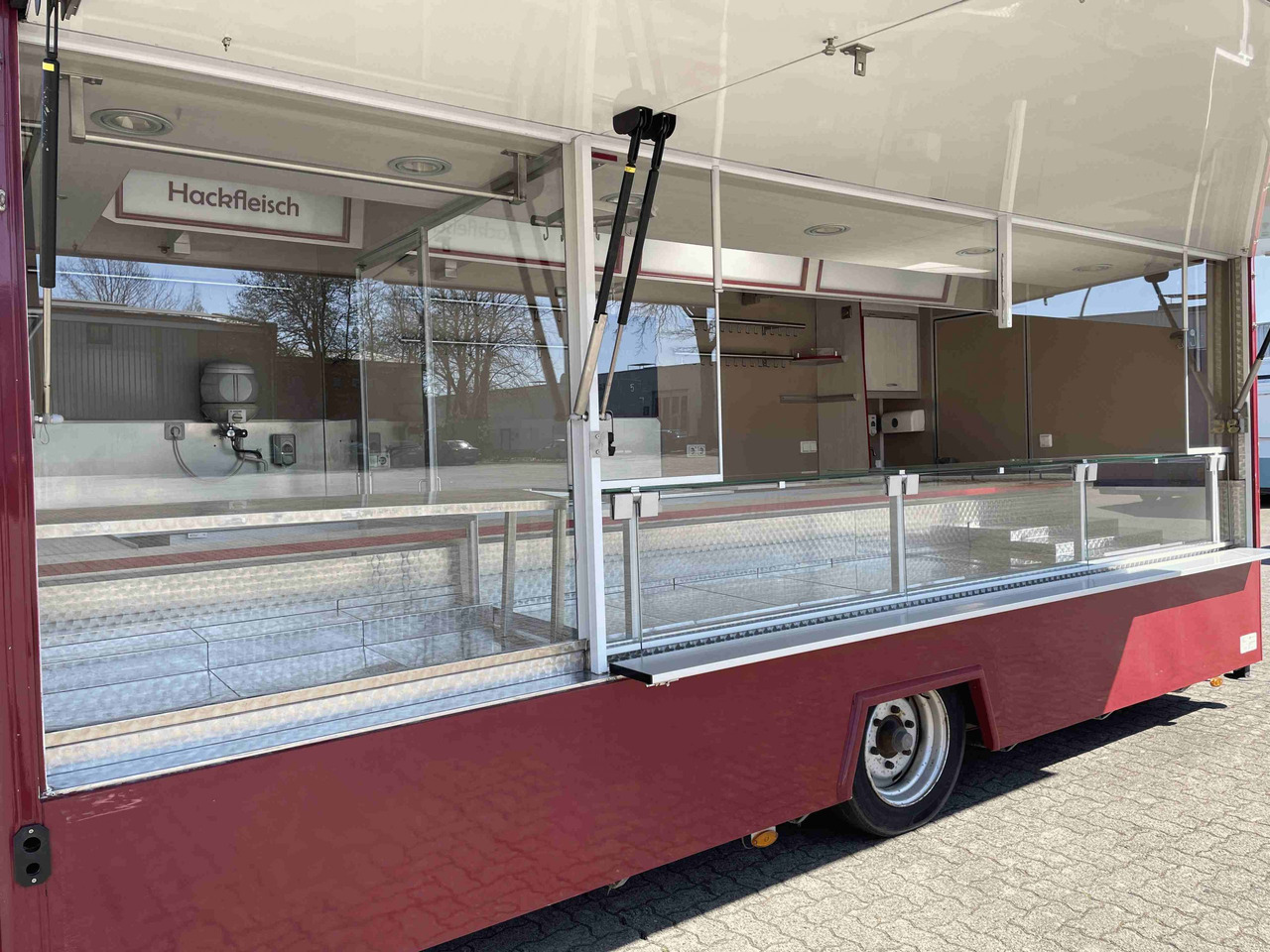 Verkaufsanhänger Esselmann - Myyntivaunu: kuva Verkaufsanhänger Esselmann - Myyntivaunu Verkaufsanhänger Esselmann - Myyntivaunu: kuva Verkaufsanhänger Esselmann - Myyntivaunu