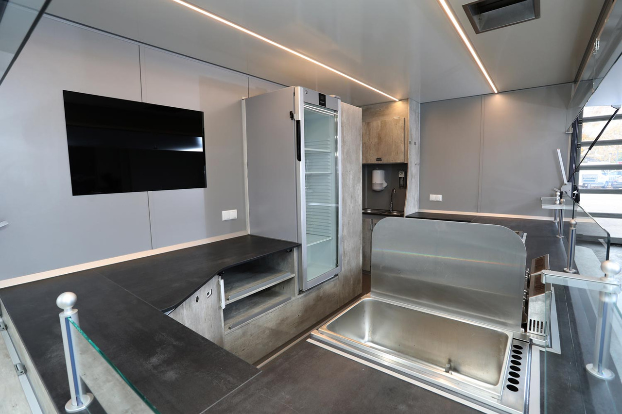 Wochenmarktmobil BORCO HÖHNS - Myyntiauto: kuva Wochenmarktmobil BORCO HÖHNS - Myyntiauto Wochenmarktmobil BORCO HÖHNS - Myyntiauto: kuva Wochenmarktmobil BORCO HÖHNS - Myyntiauto