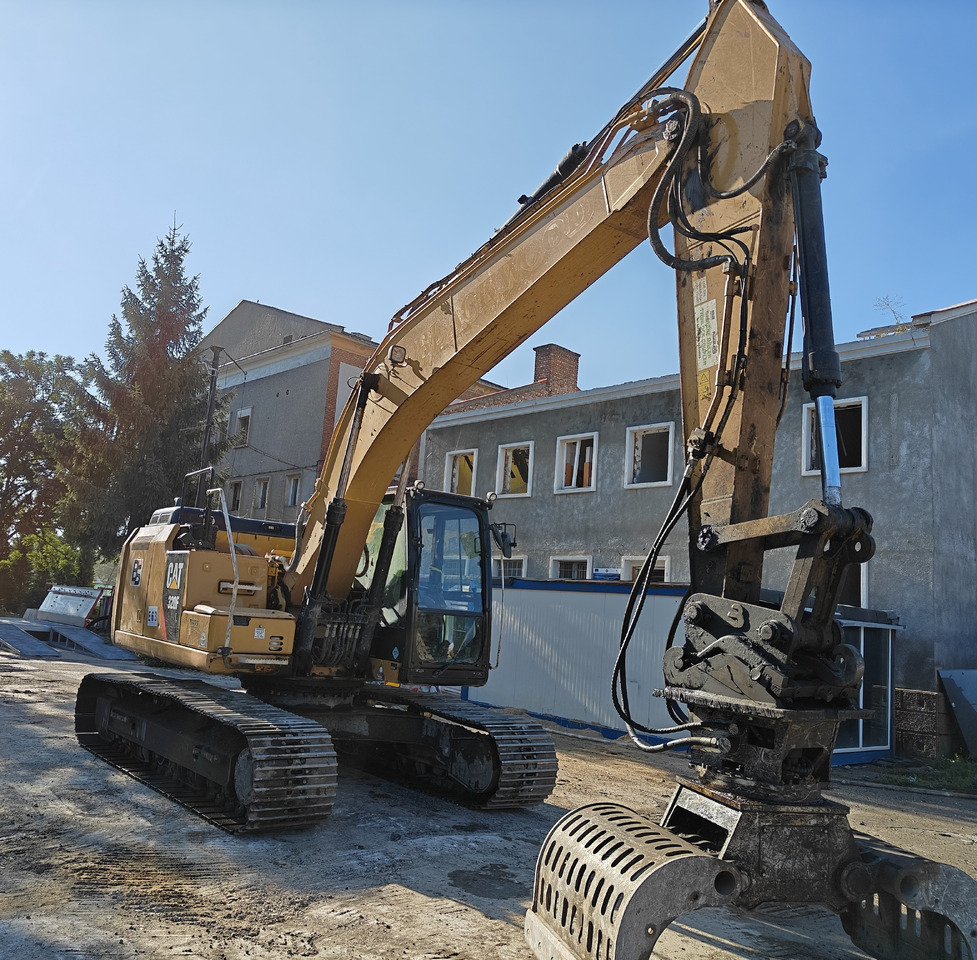 CATERPILLAR 320 F - Telakaivukone: kuva CATERPILLAR 320 F - Telakaivukone CATERPILLAR 320 F - Telakaivukone: kuva CATERPILLAR 320 F - Telakaivukone