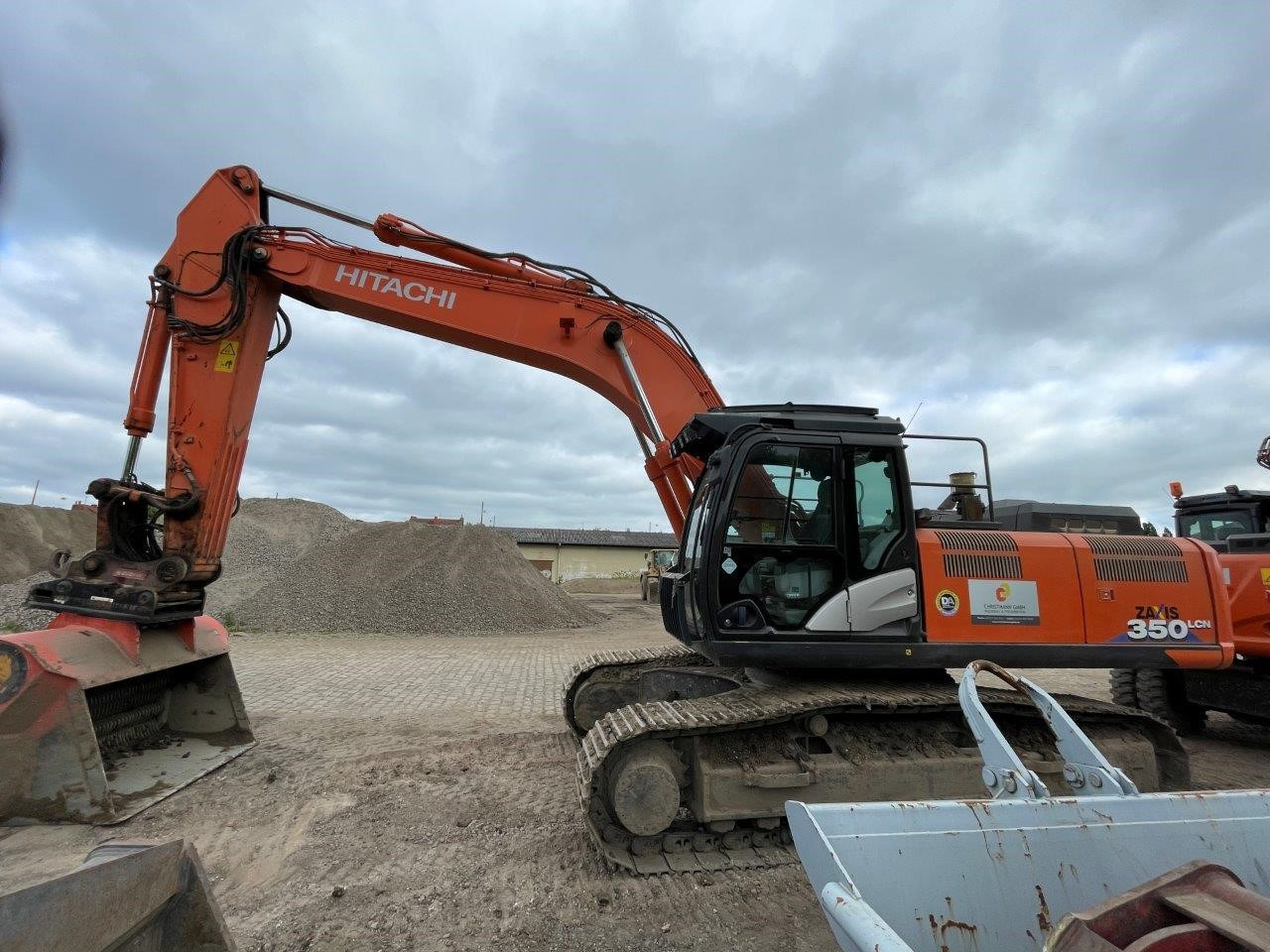 HITACHI ZX350 LCN - 6 - Telakaivukone: kuva HITACHI ZX350 LCN - 6 - Telakaivukone HITACHI ZX350 LCN - 6 - Telakaivukone: kuva HITACHI ZX350 LCN - 6 - Telakaivukone