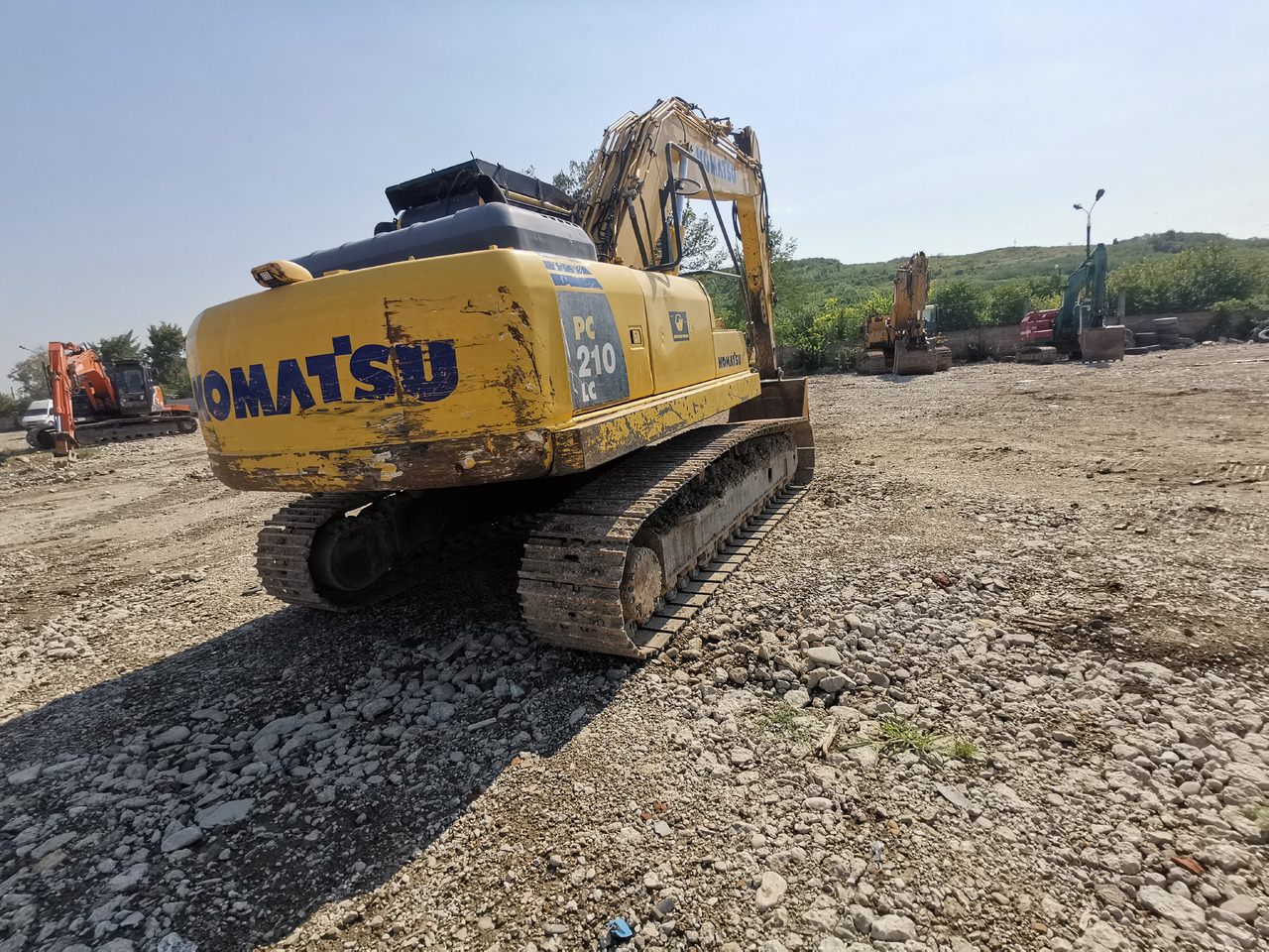 KOMATSU PC210 LC - 8 - Kaivuri: kuva KOMATSU PC210 LC - 8 - Kaivuri KOMATSU PC210 LC - 8 - Kaivuri: kuva KOMATSU PC210 LC - 8 - Kaivuri