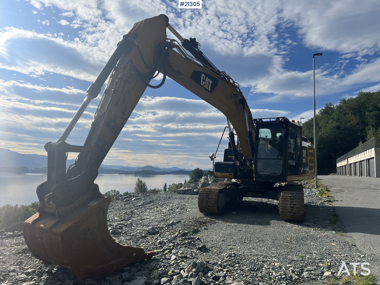 CAT 320 EL Gravemaskin m/ x site pro gps, Rototilt, graveskuffe, pusseskuffe og pigghammer - Telakaivukone: kuva CAT 320 EL Gravemaskin m/ x site pro gps, Rototilt, graveskuffe, pusseskuffe og pigghammer - Telakaivukone CAT 320 EL Gravemaskin m/ x site pro gps, Rototilt, graveskuffe, pusseskuffe og pigghammer - Telakaivukone: kuva CAT 320 EL Gravemaskin m/ x site pro gps, Rototilt, graveskuffe, pusseskuffe og pigghammer - Telakaivukone