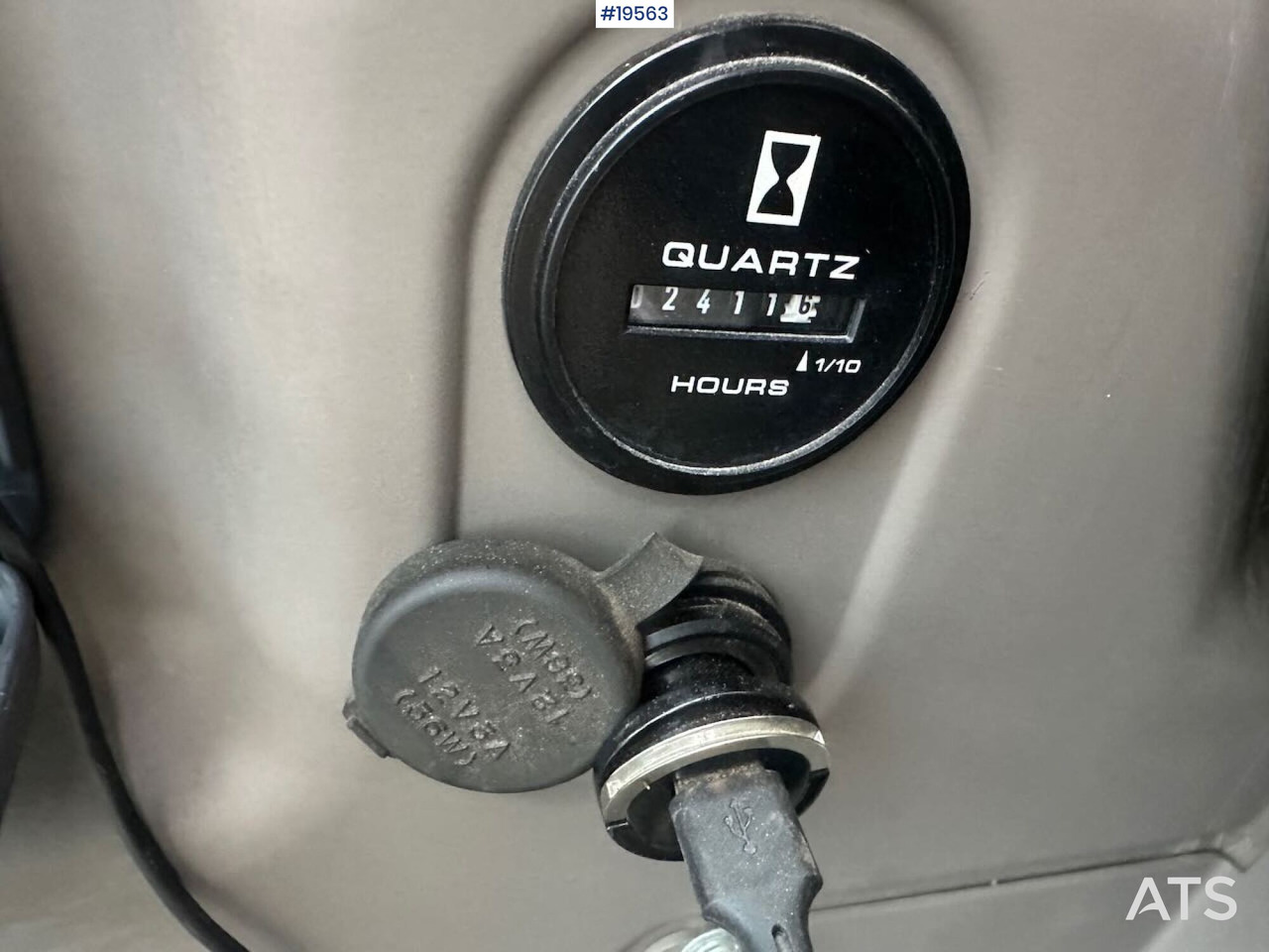 Kaivuri Case CX50B gravemaskin m/ rototilt, hammer, klype og 3 skuffer. Lavt timetall!: kuva Kaivuri Case CX50B gravemaskin m/ rototilt, hammer, klype og 3 skuffer. Lavt timetall!