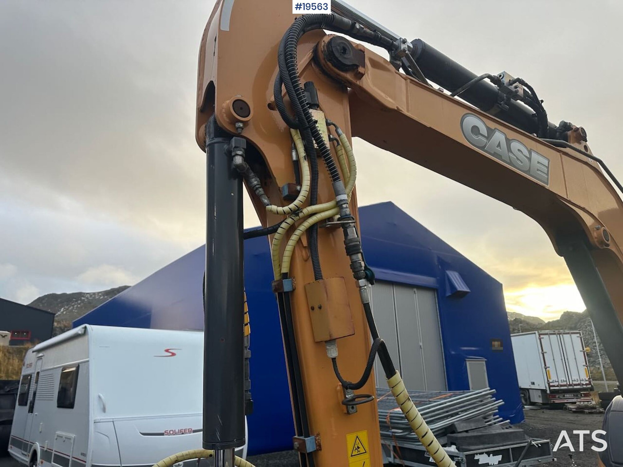 Case CX50B gravemaskin m/ rototilt, hammer, klype og 3 skuffer. Lavt timetall! - Kaivuri: kuva Case CX50B gravemaskin m/ rototilt, hammer, klype og 3 skuffer. Lavt timetall! - Kaivuri Case CX50B gravemaskin m/ rototilt, hammer, klype og 3 skuffer. Lavt timetall! - Kaivuri: kuva Case CX50B gravemaskin m/ rototilt, hammer, klype og 3 skuffer. Lavt timetall! - Kaivuri