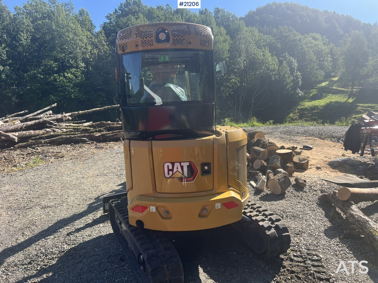 Caterpillar 302.7 CR - Minikuormaaja: kuva Caterpillar 302.7 CR - Minikuormaaja Caterpillar 302.7 CR - Minikuormaaja: kuva Caterpillar 302.7 CR - Minikuormaaja