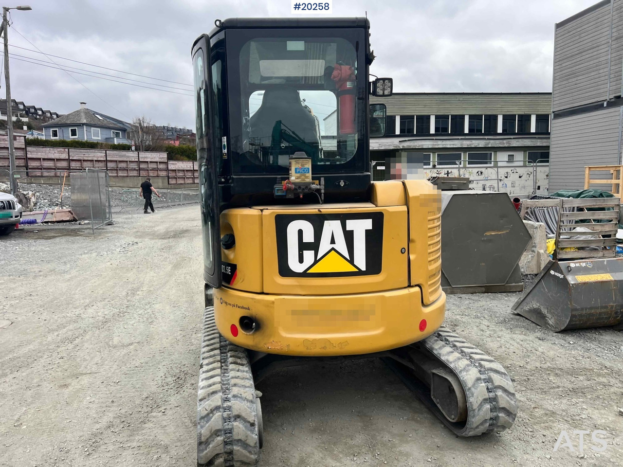 Kaivuri Caterpillar 303.5ECR: kuva Kaivuri Caterpillar 303.5ECR Kaivuri Caterpillar 303.5ECR: kuva Kaivuri Caterpillar 303.5ECR