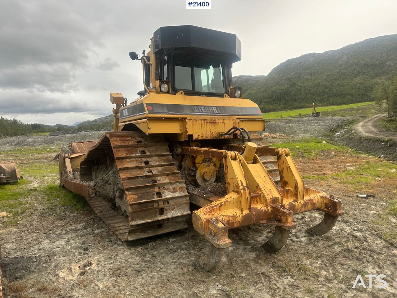Caterpillar D6R LGP - Puskutraktori: kuva Caterpillar D6R LGP - Puskutraktori Caterpillar D6R LGP - Puskutraktori: kuva Caterpillar D6R LGP - Puskutraktori