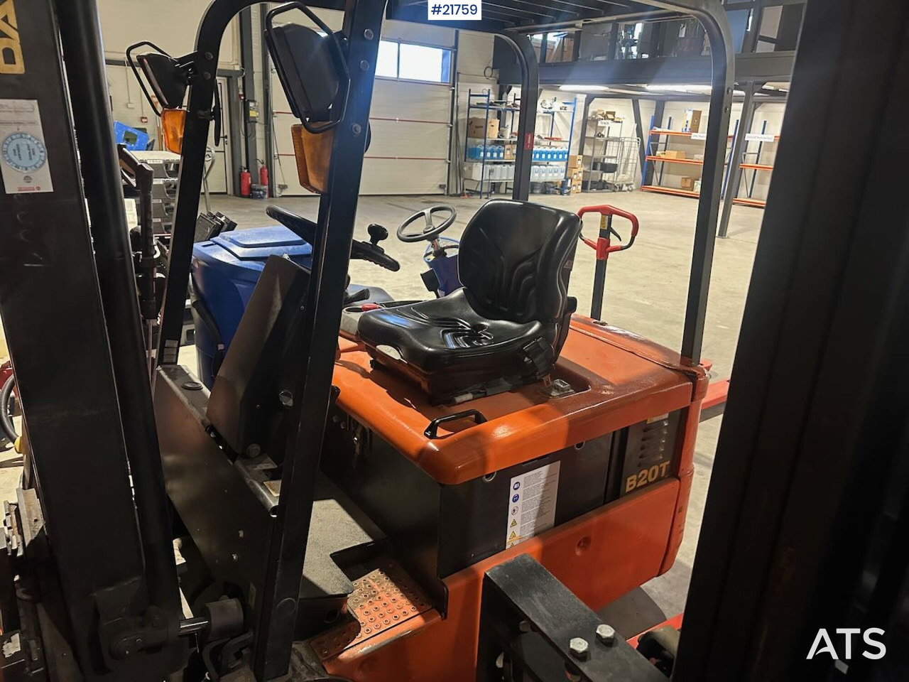 Daewoo B20T truck m/ 4,5 m løftehøyde - Apuvaunu puoliperävaunu: kuva Daewoo B20T truck m/ 4,5 m løftehøyde - Apuvaunu puoliperävaunu Daewoo B20T truck m/ 4,5 m løftehøyde - Apuvaunu puoliperävaunu: kuva Daewoo B20T truck m/ 4,5 m løftehøyde - Apuvaunu puoliperävaunu