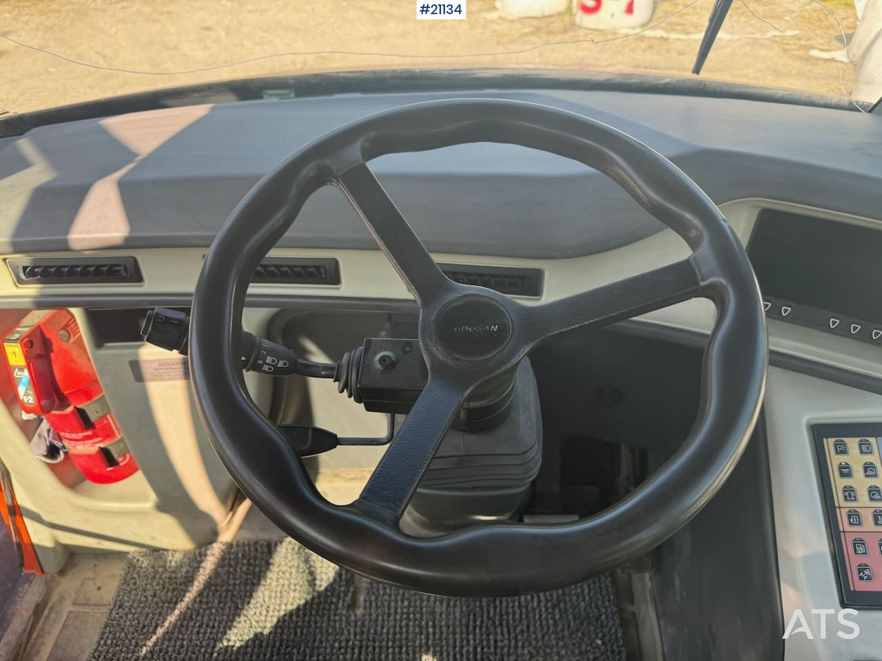 Nivelkippiauto Doosan DA 30: kuva Nivelkippiauto Doosan DA 30