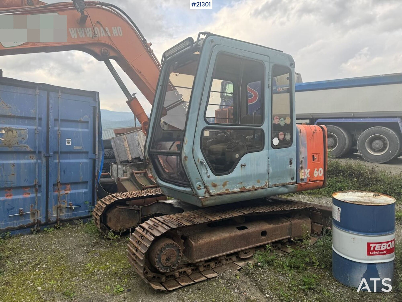 Hitachi EX60 - Telakaivukone: kuva Hitachi EX60 - Telakaivukone Hitachi EX60 - Telakaivukone: kuva Hitachi EX60 - Telakaivukone