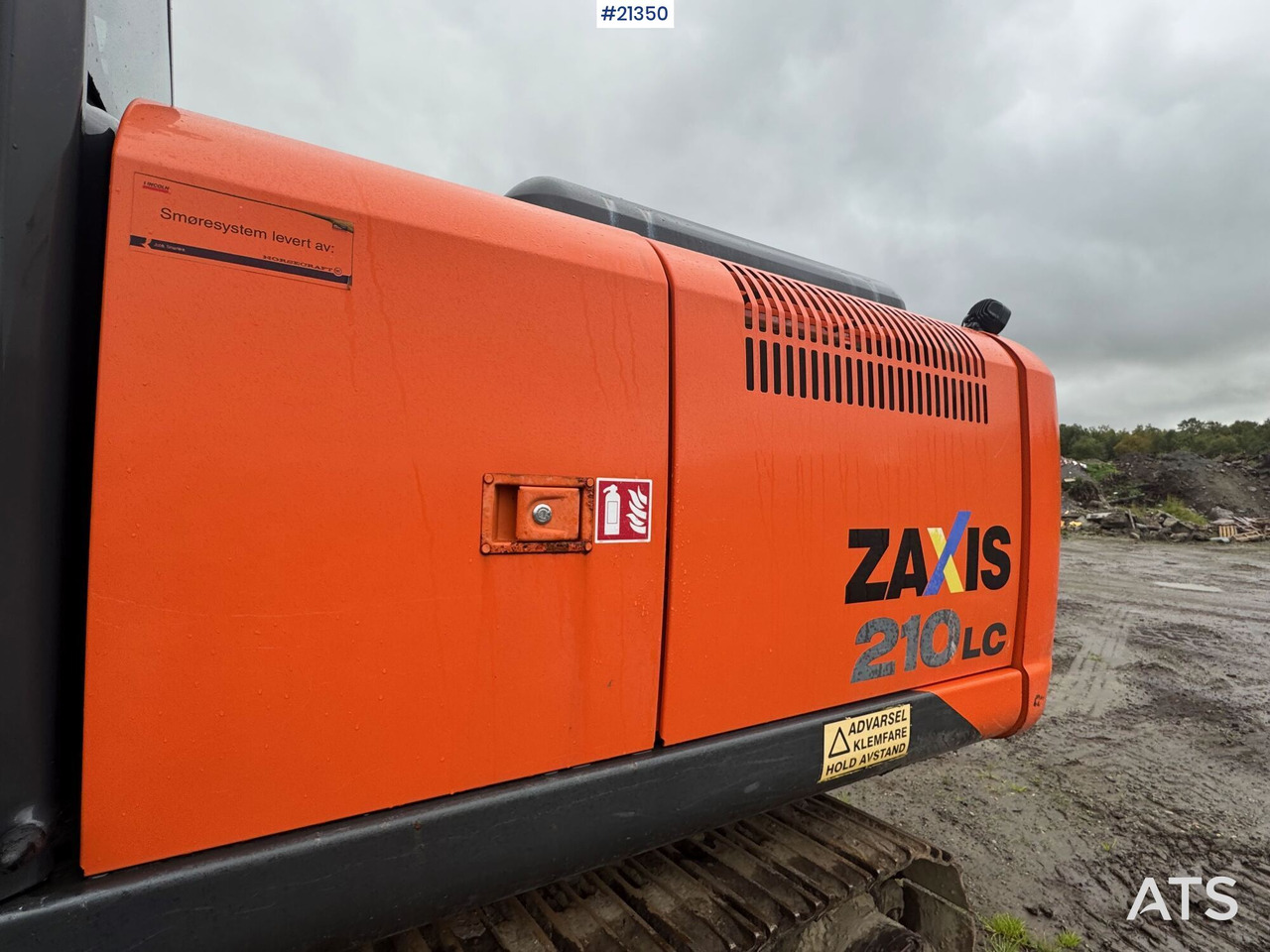 Kaivuri Hitachi ZX210LC: kuva Kaivuri Hitachi ZX210LC