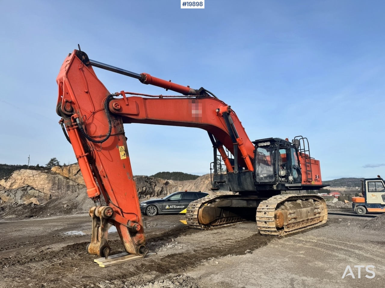 Hitachi ZX670LCH-5 - Kaivuri: kuva Hitachi ZX670LCH-5 - Kaivuri Hitachi ZX670LCH-5 - Kaivuri: kuva Hitachi ZX670LCH-5 - Kaivuri