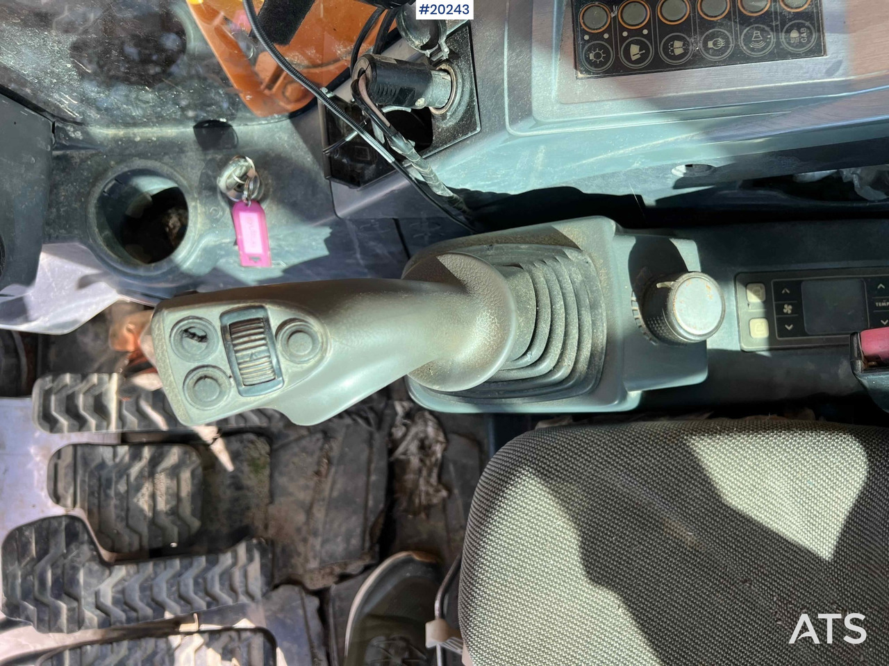 Kaivuri Hyundai Robex 235LCR-9 m/ Graveskuffe og gps: kuva Kaivuri Hyundai Robex 235LCR-9 m/ Graveskuffe og gps Kaivuri Hyundai Robex 235LCR-9 m/ Graveskuffe og gps: kuva Kaivuri Hyundai Robex 235LCR-9 m/ Graveskuffe og gps