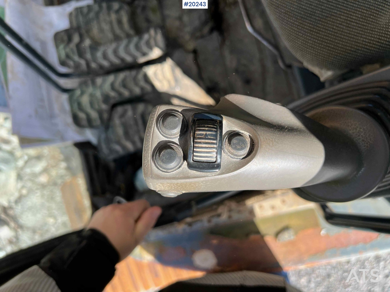 Kaivuri Hyundai Robex 235LCR-9 m/ Graveskuffe og gps: kuva Kaivuri Hyundai Robex 235LCR-9 m/ Graveskuffe og gps Kaivuri Hyundai Robex 235LCR-9 m/ Graveskuffe og gps: kuva Kaivuri Hyundai Robex 235LCR-9 m/ Graveskuffe og gps