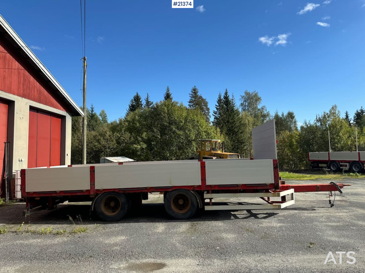 Leasing Istrail 2 akslet plankjerre Istrail 2 akslet plankjerre: kuva Leasing Istrail 2 akslet plankjerre Istrail 2 akslet plankjerre