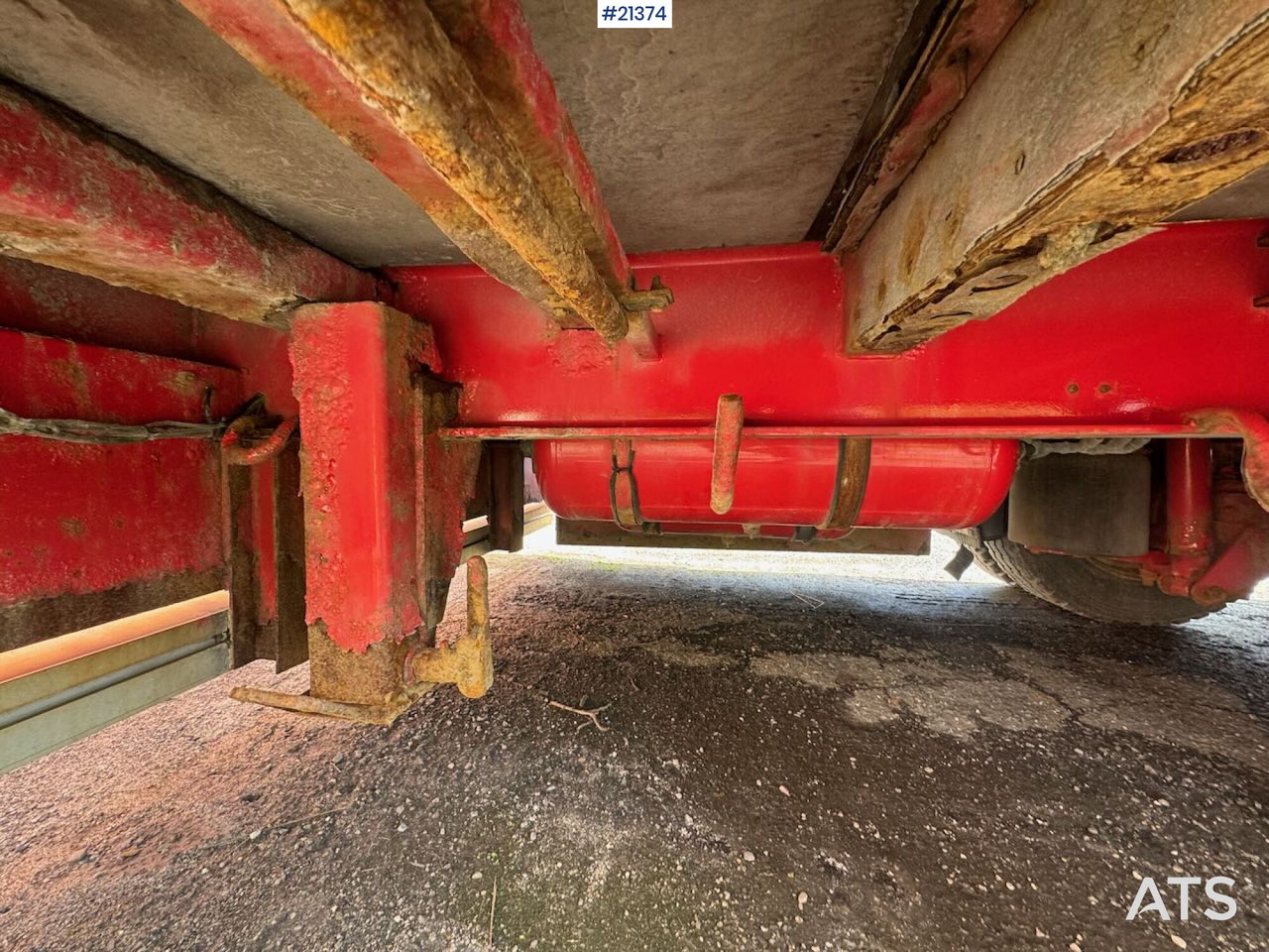 Leasing Istrail 2 akslet plankjerre Istrail 2 akslet plankjerre: kuva Leasing Istrail 2 akslet plankjerre Istrail 2 akslet plankjerre