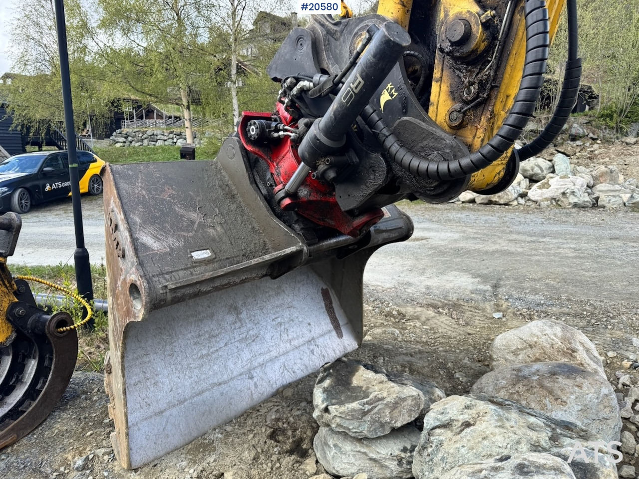Kaivuri Komatsu HB215LC-2: kuva Kaivuri Komatsu HB215LC-2