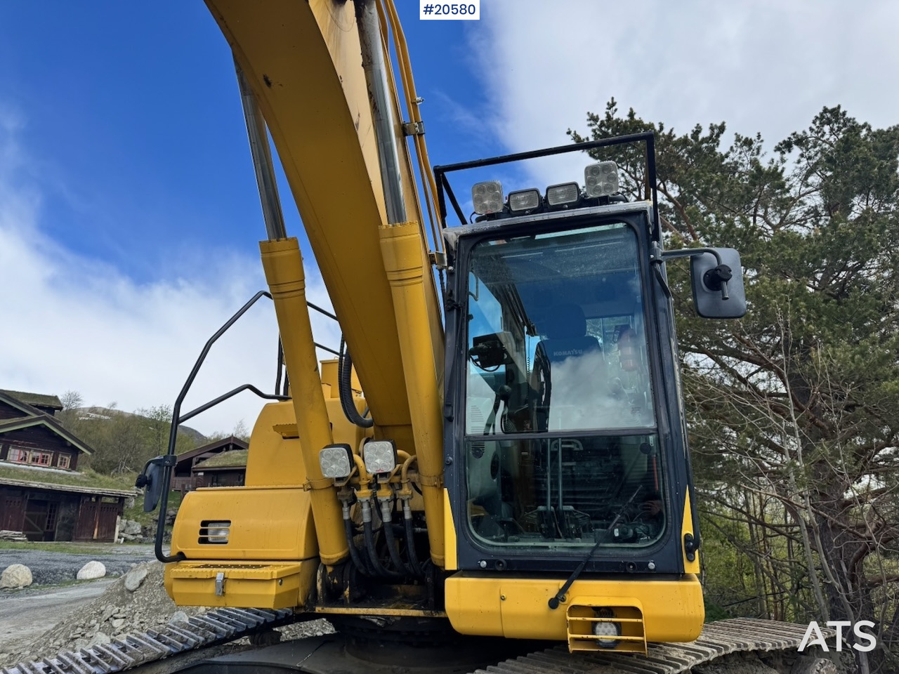 Kaivuri Komatsu HB215LC-2: kuva Kaivuri Komatsu HB215LC-2