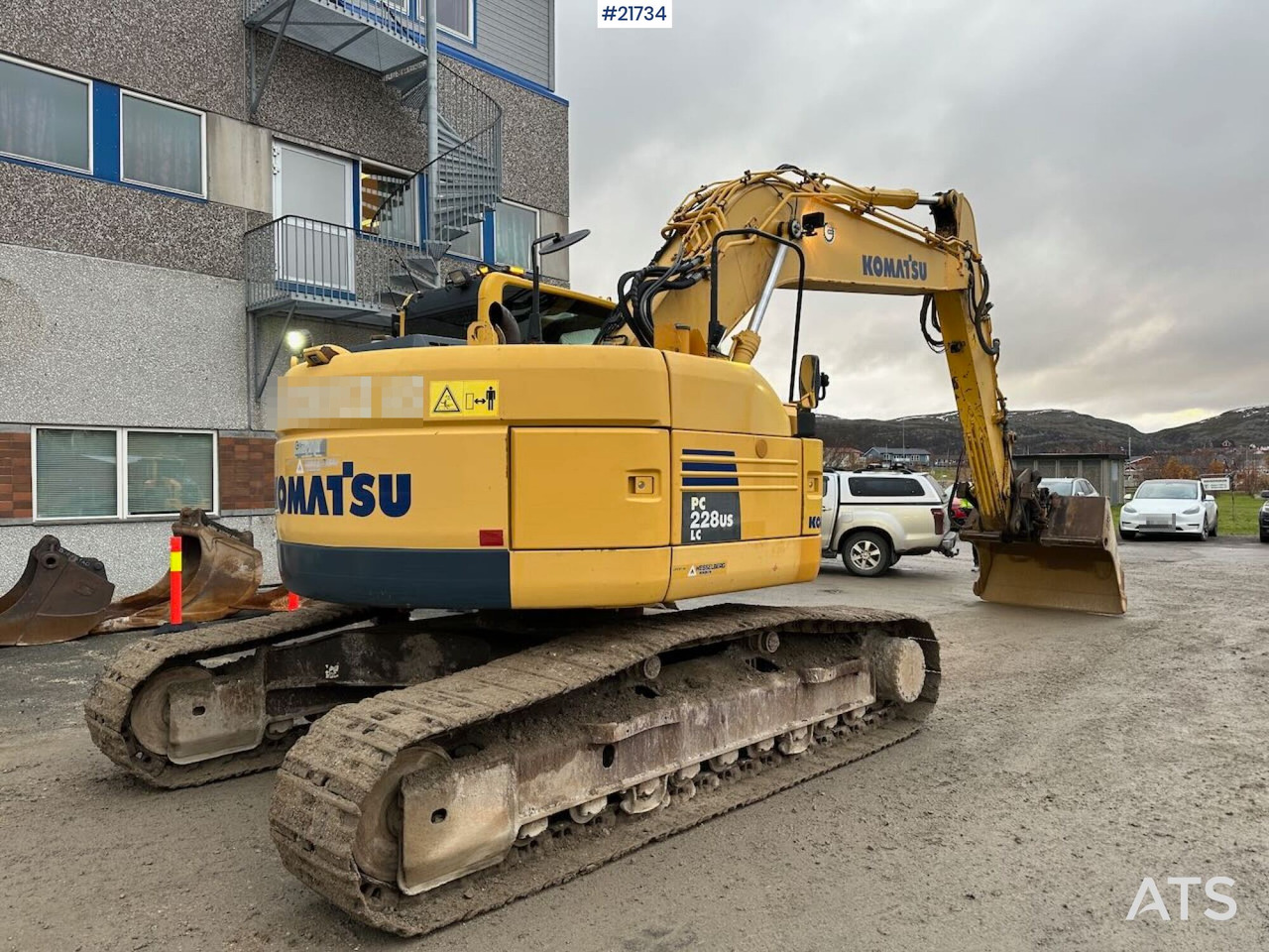 Komatsu PC228USLC-8 gravemaskin m/ 3 skuffer og rototilt. SE VIDEO - Telakaivukone: kuva Komatsu PC228USLC-8 gravemaskin m/ 3 skuffer og rototilt. SE VIDEO - Telakaivukone Komatsu PC228USLC-8 gravemaskin m/ 3 skuffer og rototilt. SE VIDEO - Telakaivukone: kuva Komatsu PC228USLC-8 gravemaskin m/ 3 skuffer og rototilt. SE VIDEO - Telakaivukone