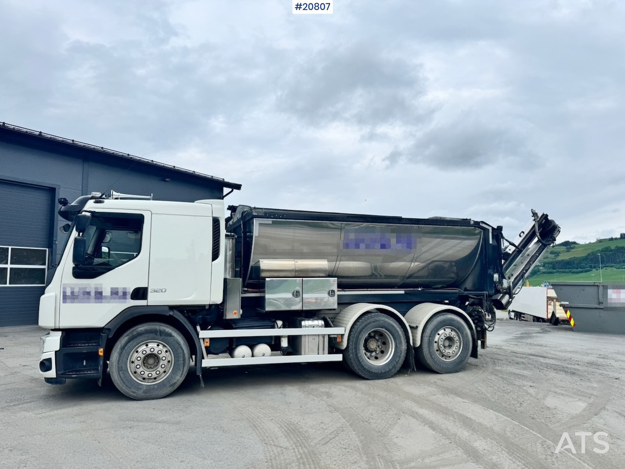 Volvo FE320 - Kuorma-auto, Asfaltinlaskija: kuva Volvo FE320 - Kuorma-auto, Asfaltinlaskija Volvo FE320 - Kuorma-auto, Asfaltinlaskija: kuva Volvo FE320 - Kuorma-auto, Asfaltinlaskija