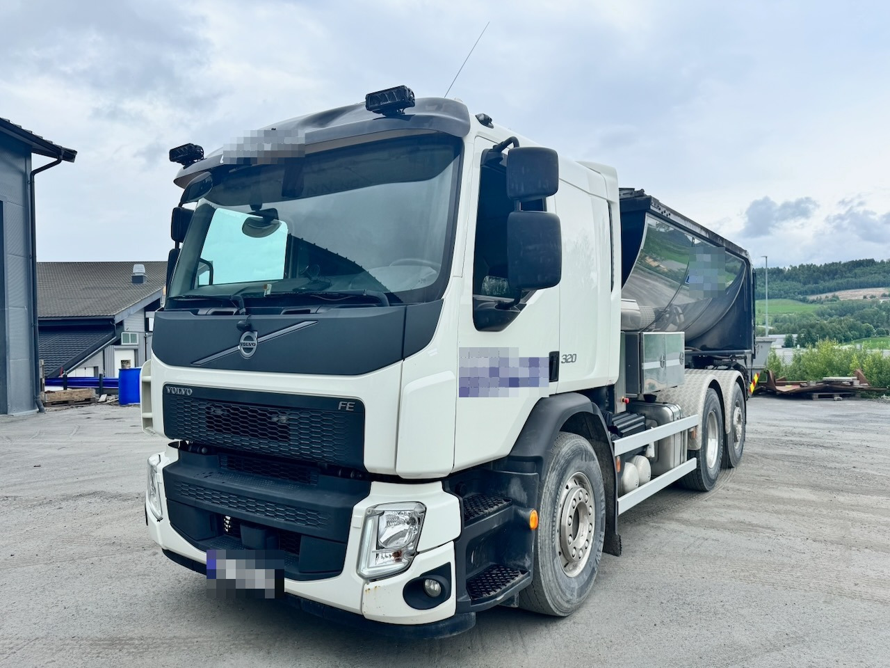 Volvo FE320 - Kuorma-auto, Asfaltinlaskija: kuva Volvo FE320 - Kuorma-auto, Asfaltinlaskija Volvo FE320 - Kuorma-auto, Asfaltinlaskija: kuva Volvo FE320 - Kuorma-auto, Asfaltinlaskija