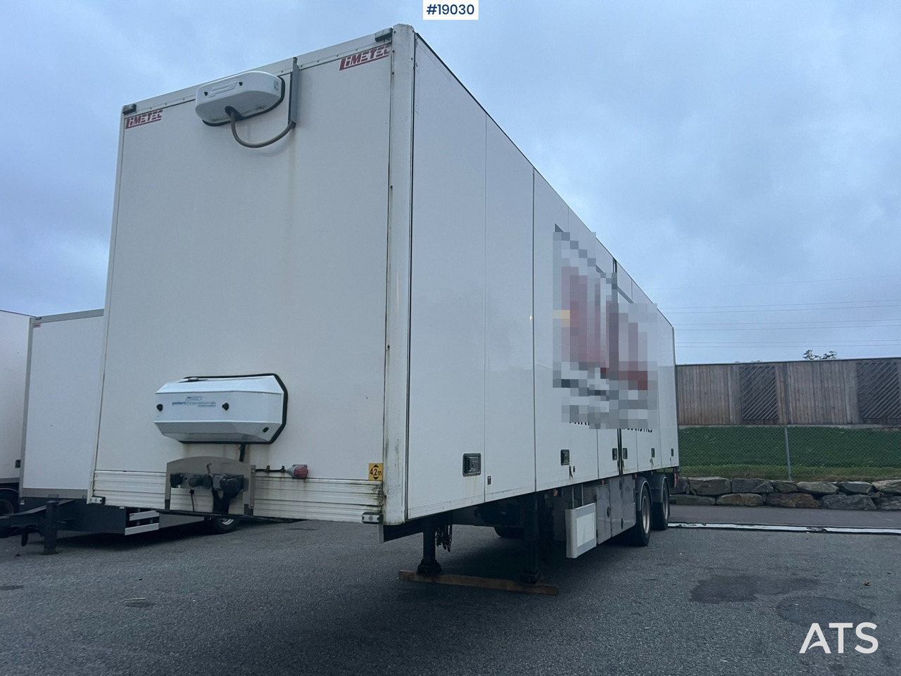 Limetec 2 akslet skapsemi - Refrigeraattori puoliperävaunu: kuva Limetec 2 akslet skapsemi - Refrigeraattori puoliperävaunu Limetec 2 akslet skapsemi - Refrigeraattori puoliperävaunu: kuva Limetec 2 akslet skapsemi - Refrigeraattori puoliperävaunu