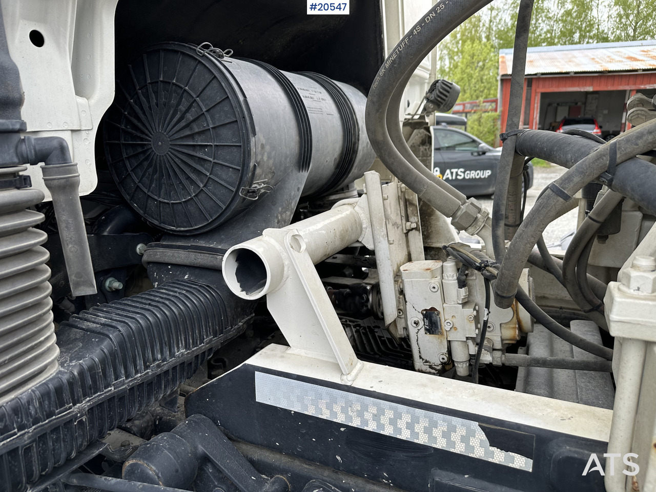 Betoniauto MAN TGS 35.510 8x4 betongbil med 9 meter hydr. renne (gullavtale): kuva Betoniauto MAN TGS 35.510 8x4 betongbil med 9 meter hydr. renne (gullavtale) Betoniauto MAN TGS 35.510 8x4 betongbil med 9 meter hydr. renne (gullavtale): kuva Betoniauto MAN TGS 35.510 8x4 betongbil med 9 meter hydr. renne (gullavtale)