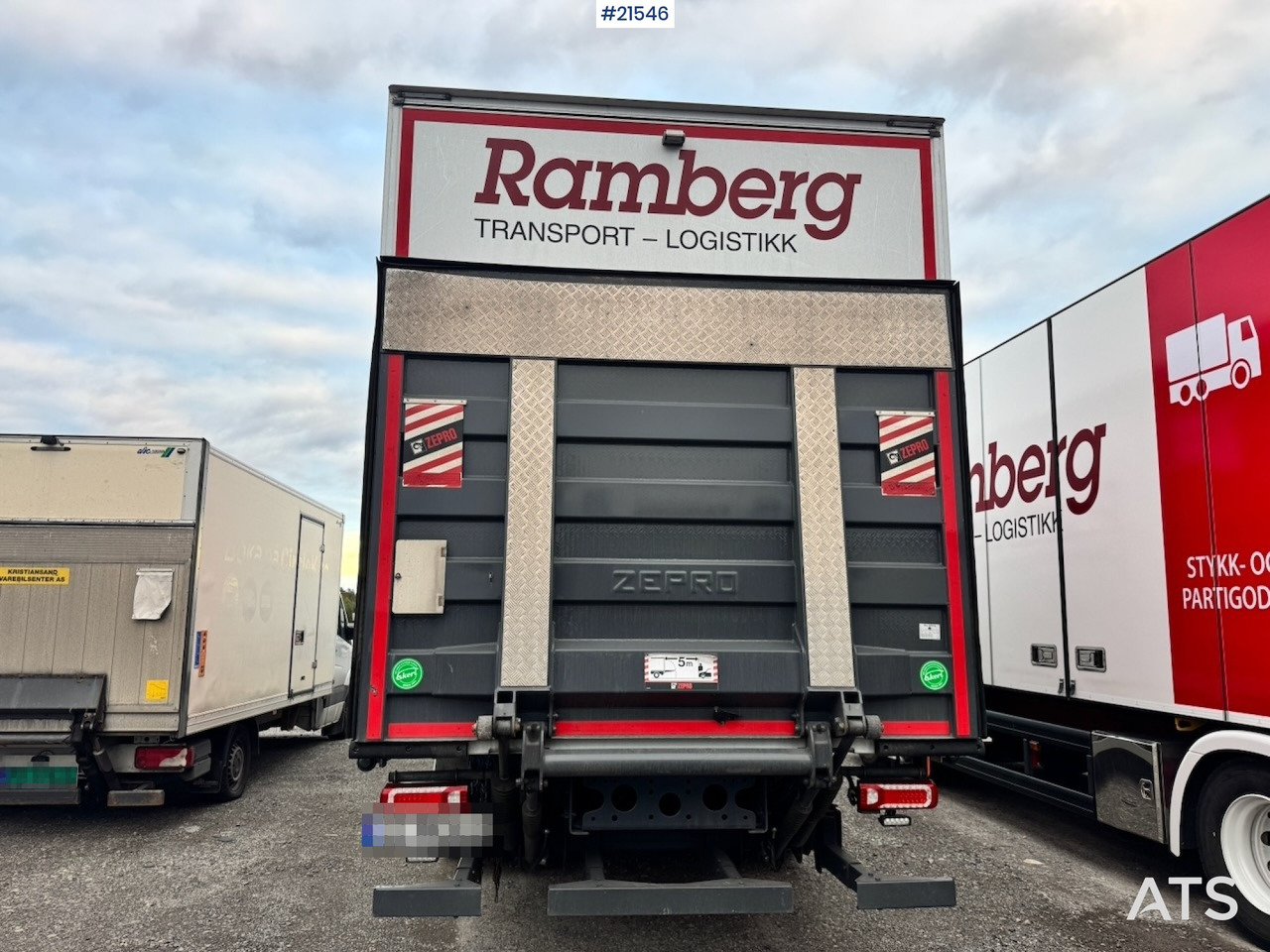 Mercedes Actros 1833 - Umpikori kuorma-auto: kuva Mercedes Actros 1833 - Umpikori kuorma-auto Mercedes Actros 1833 - Umpikori kuorma-auto: kuva Mercedes Actros 1833 - Umpikori kuorma-auto