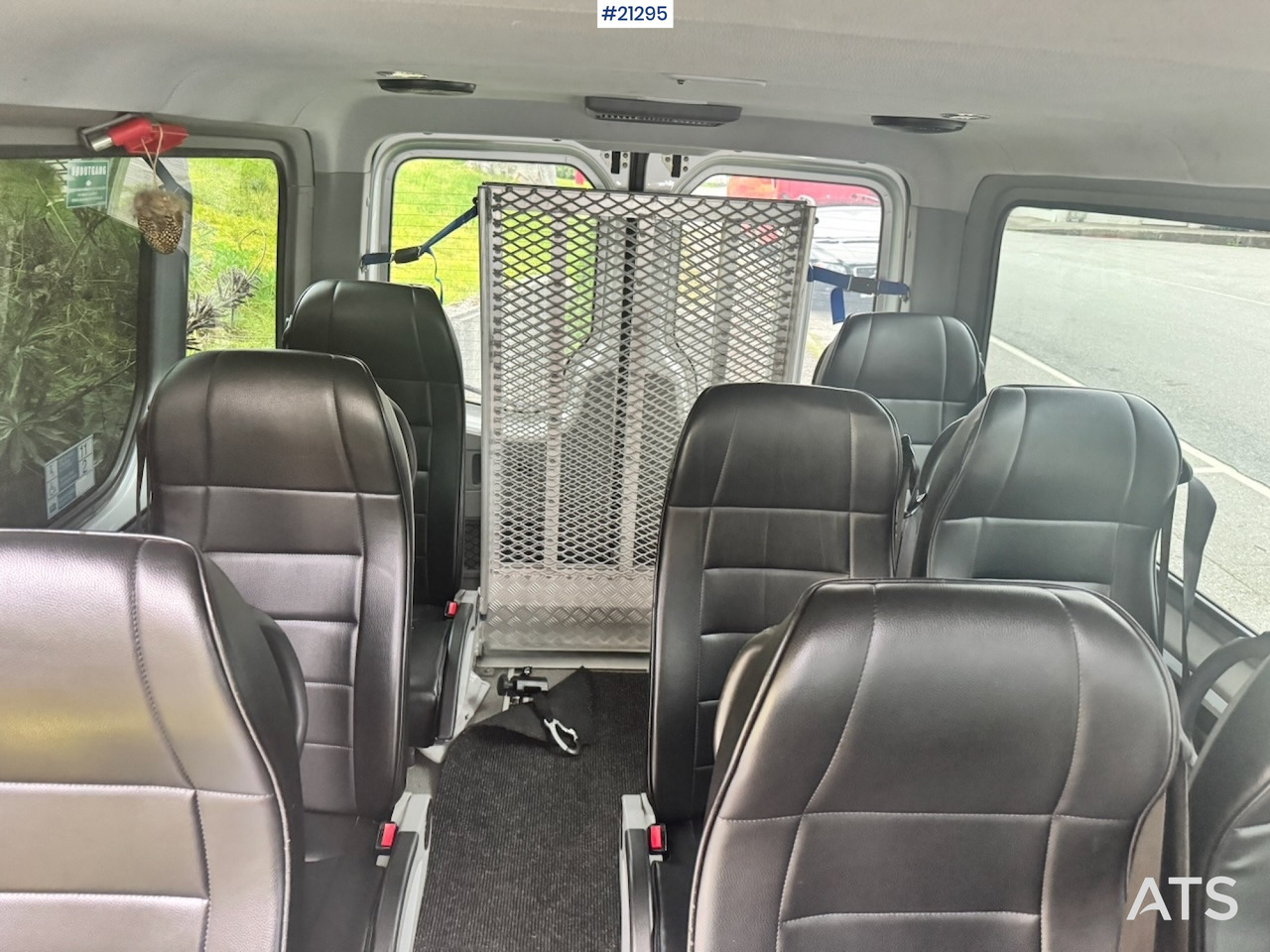 Leasing Mercedes Sprinter 316 Mercedes Sprinter 316: kuva Leasing Mercedes Sprinter 316 Mercedes Sprinter 316