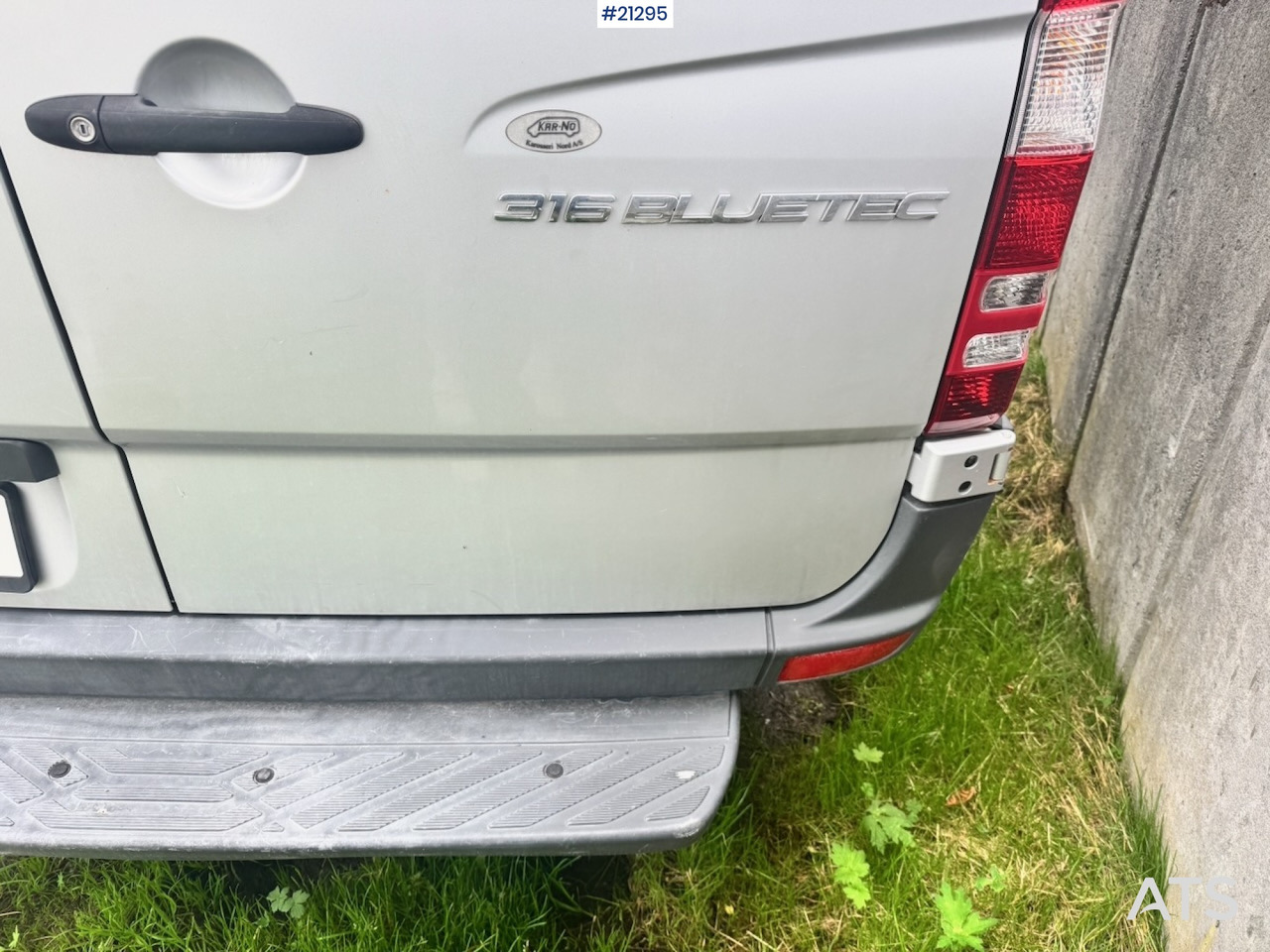 Leasing Mercedes Sprinter 316 Mercedes Sprinter 316: kuva Leasing Mercedes Sprinter 316 Mercedes Sprinter 316