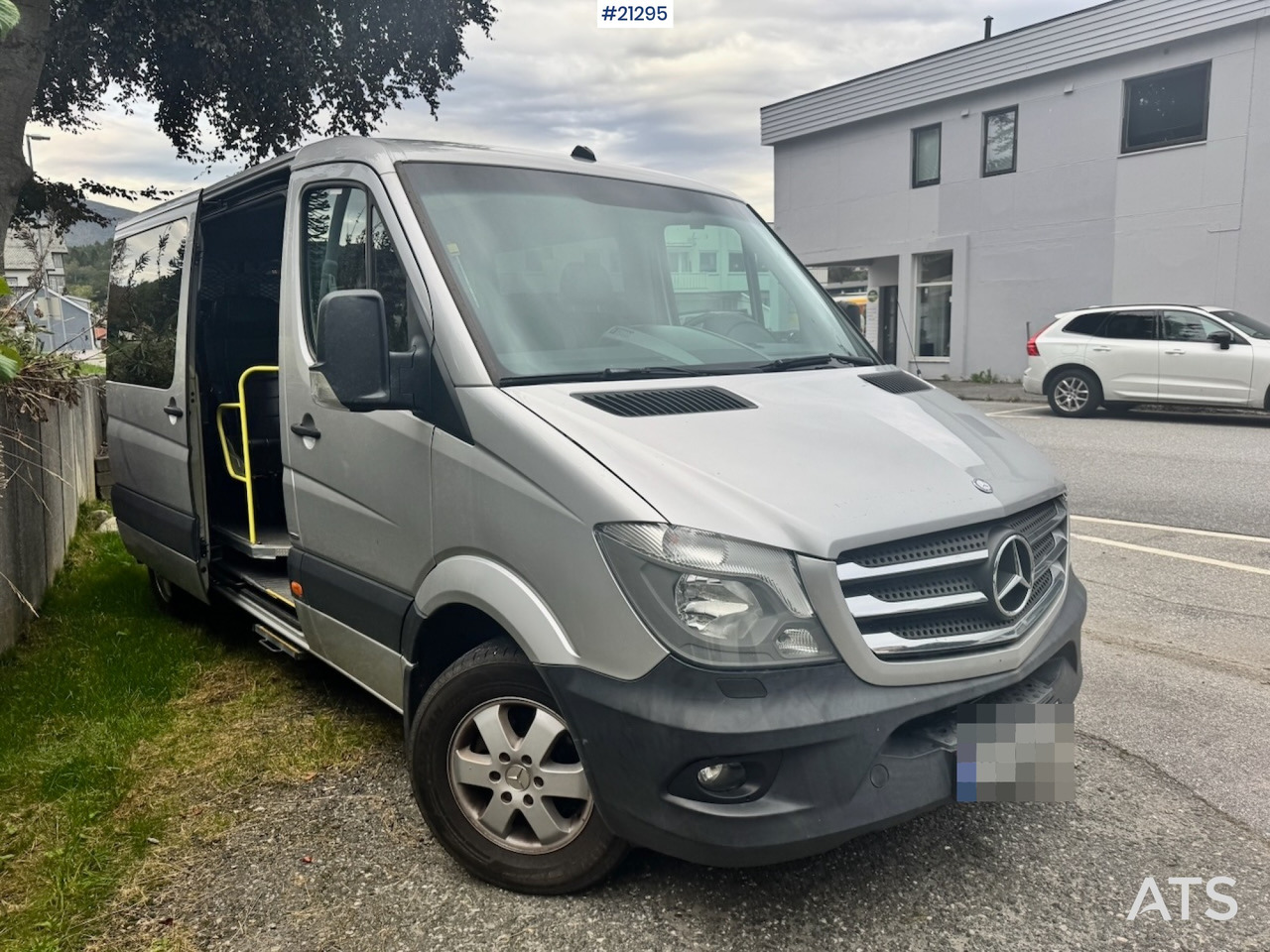 Leasing Mercedes Sprinter 316 Mercedes Sprinter 316: kuva Leasing Mercedes Sprinter 316 Mercedes Sprinter 316