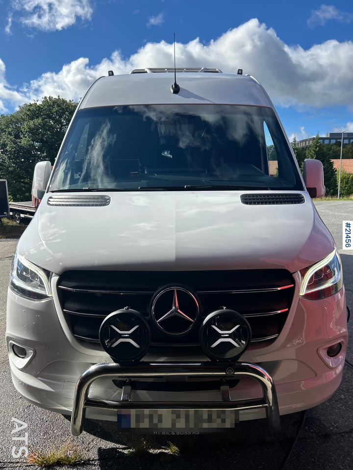 Mercedes Sprinter 519 - Minibussi, Pikkubussi: kuva Mercedes Sprinter 519 - Minibussi, Pikkubussi Mercedes Sprinter 519 - Minibussi, Pikkubussi: kuva Mercedes Sprinter 519 - Minibussi, Pikkubussi