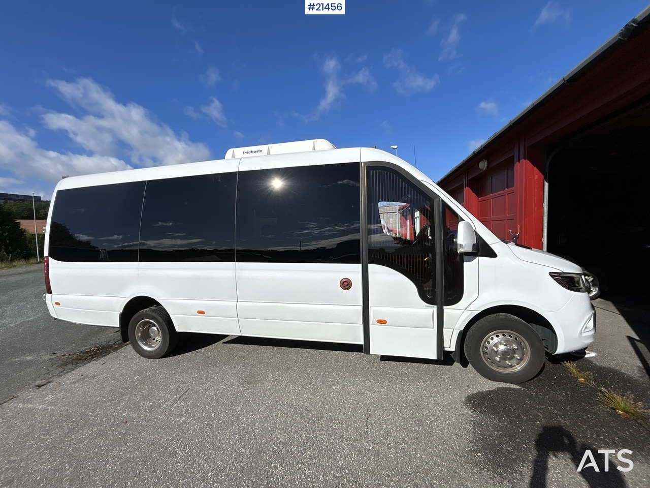 Mercedes Sprinter 519 m/ 16+1 seteplasser og 3 rullestolbrukere - Minibussi, Pikkubussi: kuva Mercedes Sprinter 519 m/ 16+1 seteplasser og 3 rullestolbrukere - Minibussi, Pikkubussi Mercedes Sprinter 519 m/ 16+1 seteplasser og 3 rullestolbrukere - Minibussi, Pikkubussi: kuva Mercedes Sprinter 519 m/ 16+1 seteplasser og 3 rullestolbrukere - Minibussi, Pikkubussi