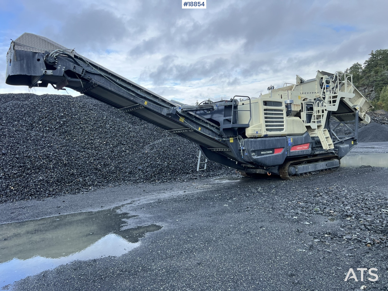 Metso LokoTrack LT 220GP Konknuser m/ Forsikt - Mobiilimurskain: kuva Metso LokoTrack LT 220GP Konknuser m/ Forsikt - Mobiilimurskain Metso LokoTrack LT 220GP Konknuser m/ Forsikt - Mobiilimurskain: kuva Metso LokoTrack LT 220GP Konknuser m/ Forsikt - Mobiilimurskain