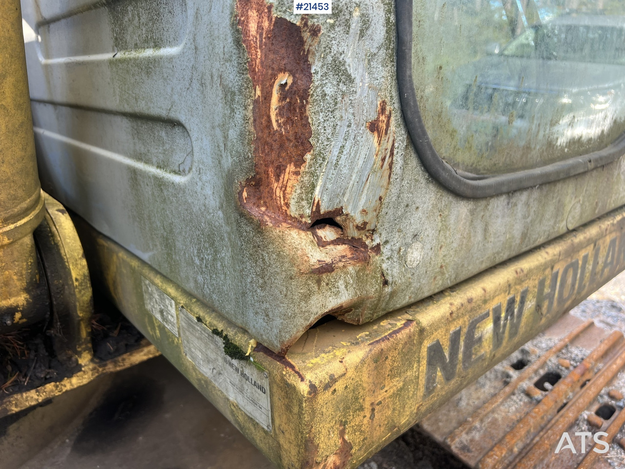 New Holland E215 Gravemaskin - Telakaivukone: kuva New Holland E215 Gravemaskin - Telakaivukone New Holland E215 Gravemaskin - Telakaivukone: kuva New Holland E215 Gravemaskin - Telakaivukone