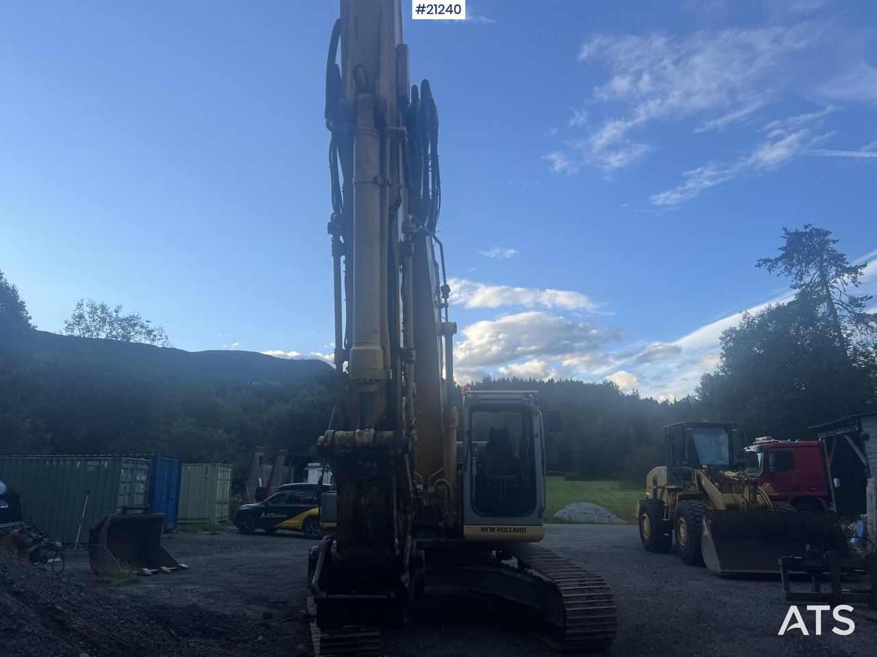 New Holland Kobelco E265B - Telakaivukone: kuva New Holland Kobelco E265B - Telakaivukone New Holland Kobelco E265B - Telakaivukone: kuva New Holland Kobelco E265B - Telakaivukone