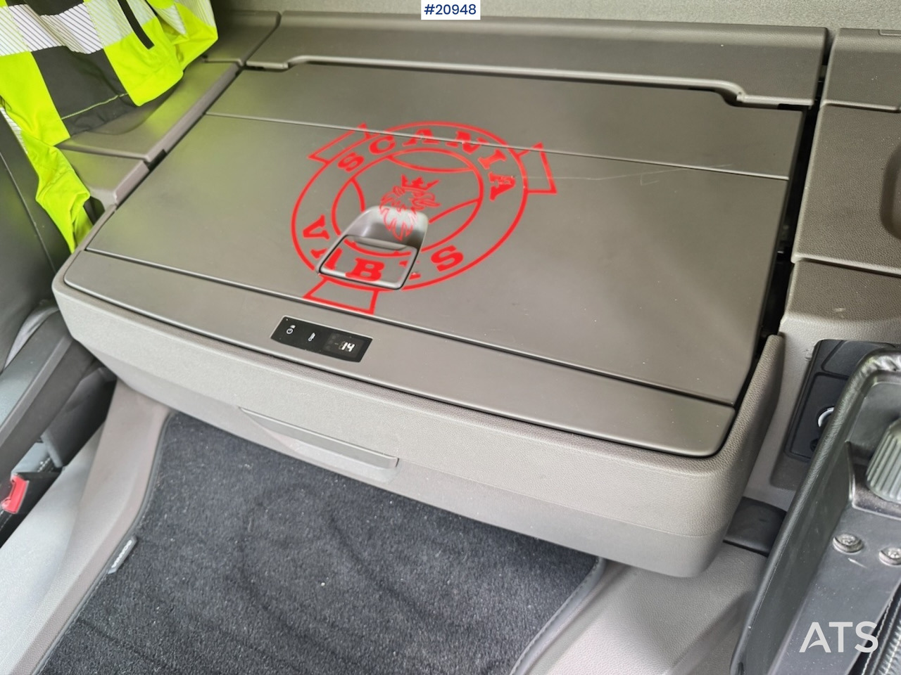 Roska-auto Scania P410: kuva Roska-auto Scania P410