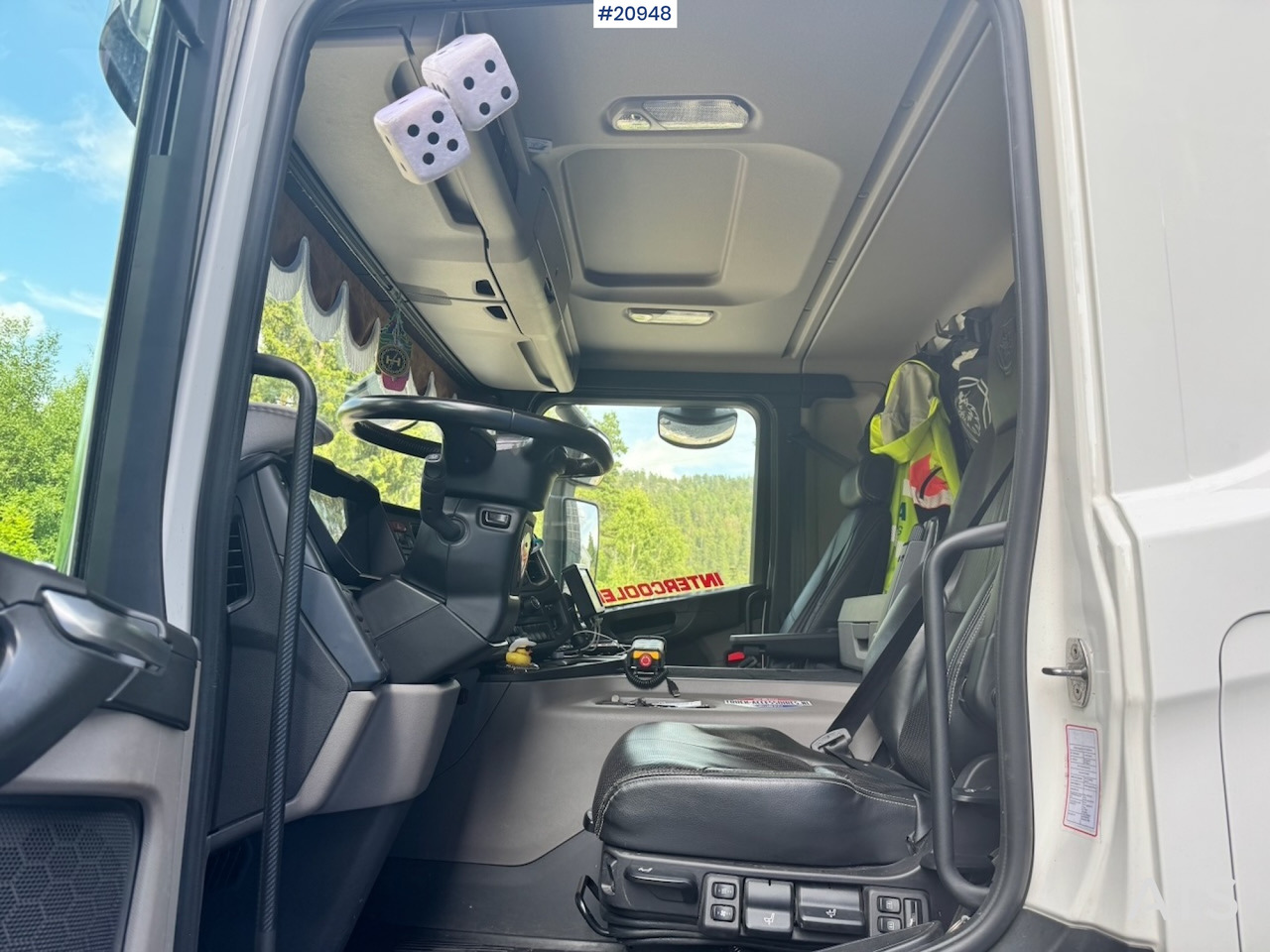 Roska-auto Scania P410: kuva Roska-auto Scania P410