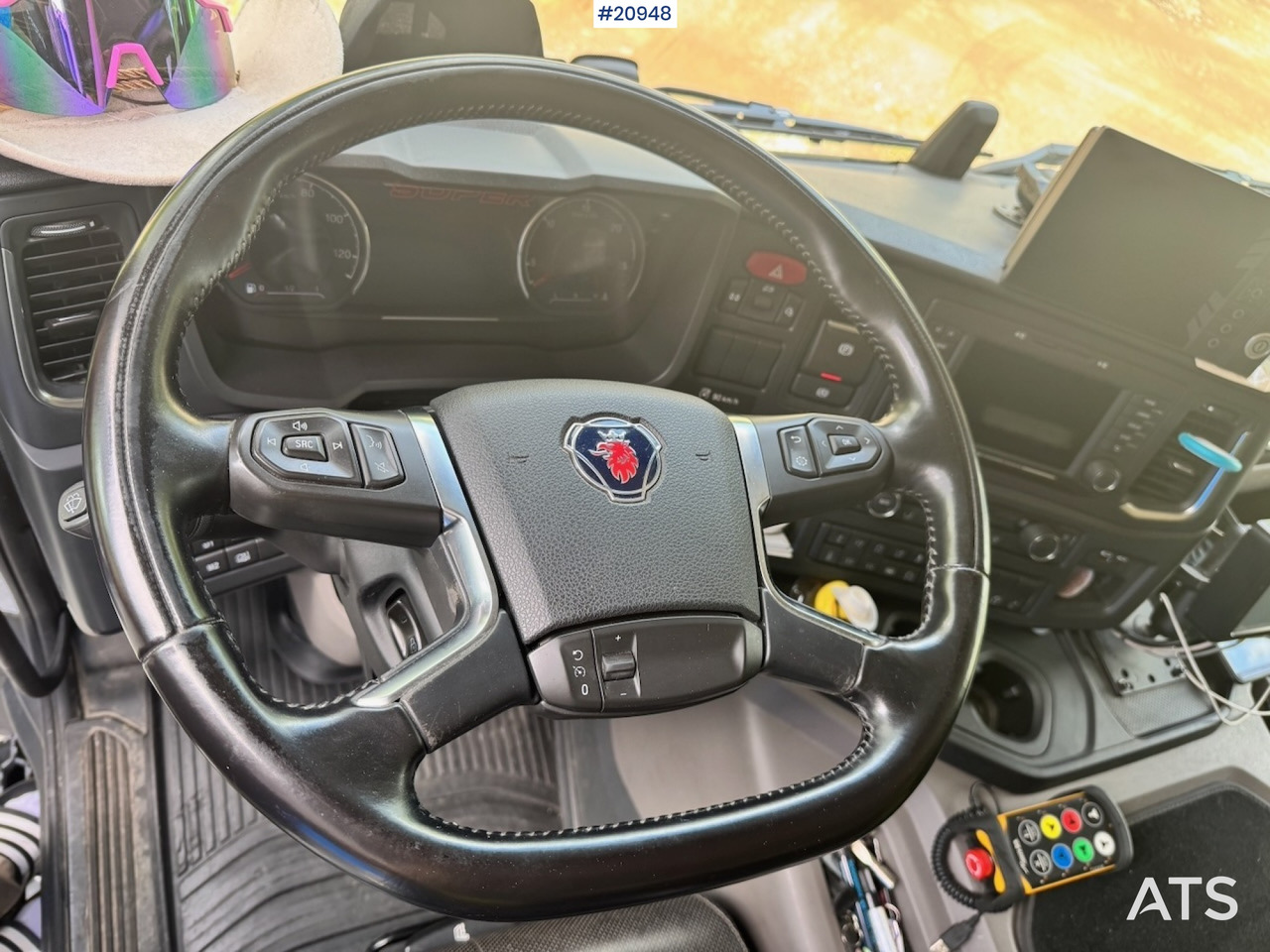 Roska-auto Scania P410: kuva Roska-auto Scania P410