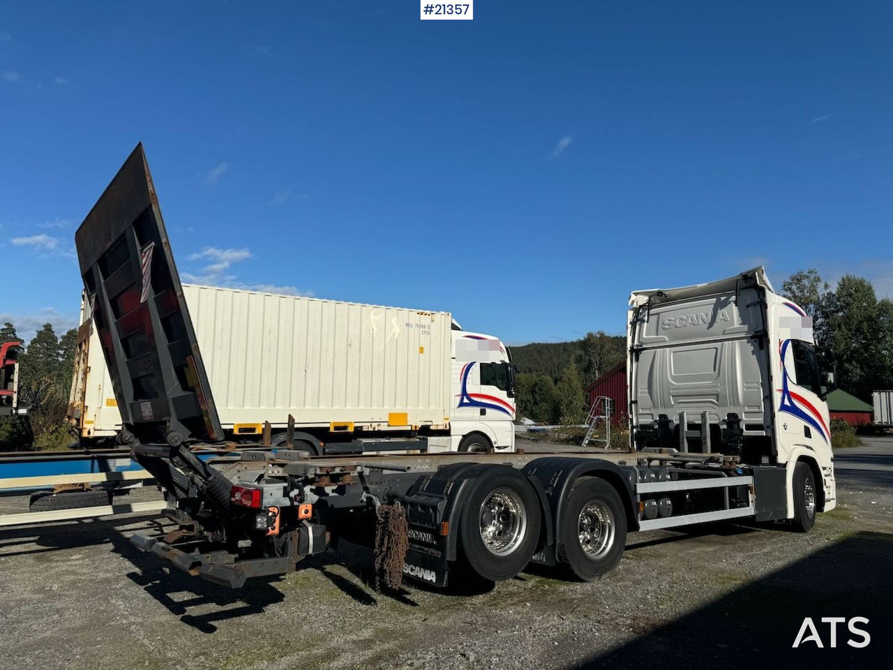 Konttialus/ Vaihtokuormatilat kuorma-auto Scania R580: kuva Konttialus/ Vaihtokuormatilat kuorma-auto Scania R580